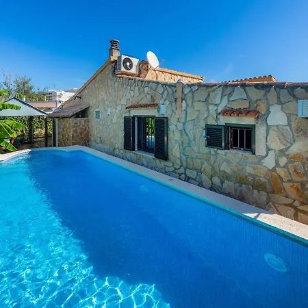 Casa Paqui Alcudia 別荘